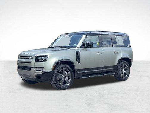 2025 Land Rover Defender 110 P400 X-Dynamic SE