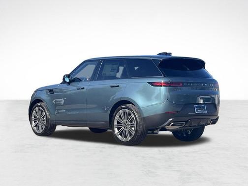 Giola Green Metallic 2025 Land Rover Range Rover Sport SE