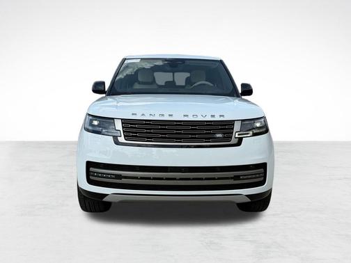 Fuji White 2026 Land Rover Range Rover P400 SE