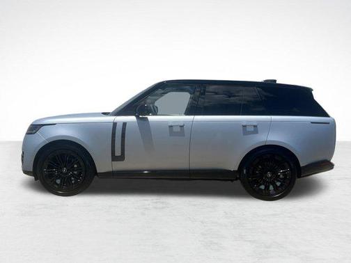 2025 Land Rover Range Rover P400 SE