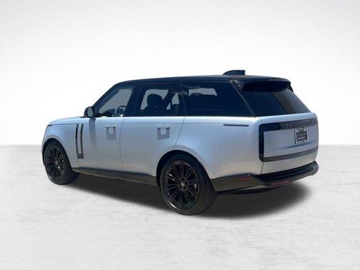 2025 Land Rover Range Rover P400 SE