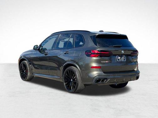 2024 BMW X5 M60i