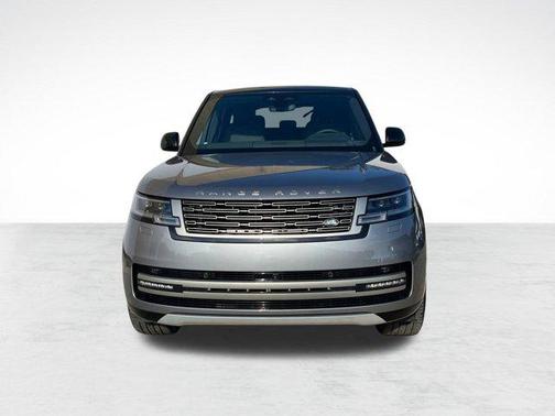 2026 Land Rover Range Rover P400 SE