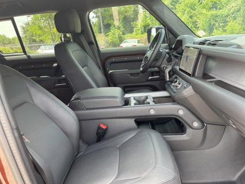 2025 Land Rover Defender P400 Sedona Red Edition