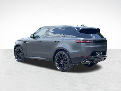 2025 Land Rover Range Rover Sport SE