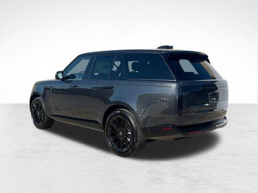 2025 Land Rover Range Rover P400 SE
