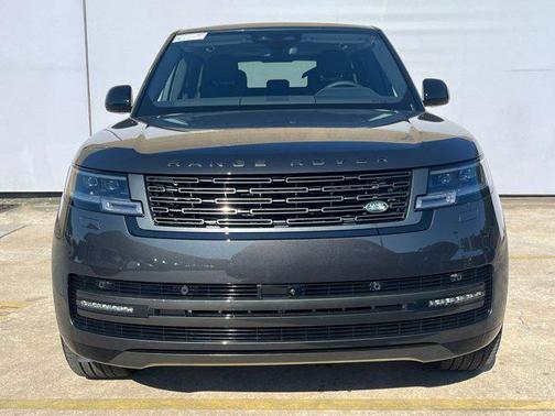 2025 Land Rover Range Rover P400 SE