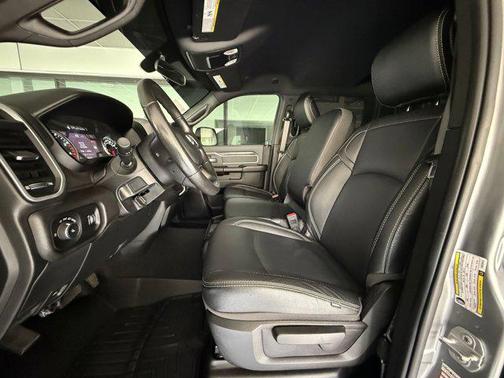 Billet Silver Metallic Clearcoat 2022 RAM 2500 Lone Star Crew Cab 4x4 6'4' Box