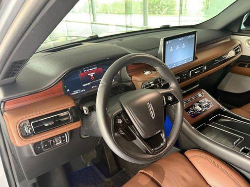 2023 Lincoln Aviator Reserve AWD