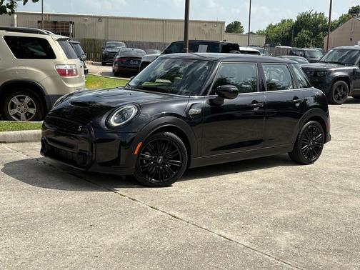 Midnight Black II 2023 MINI Hardtop Cooper S