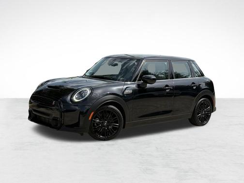 Midnight Black II 2023 MINI Hardtop Cooper S