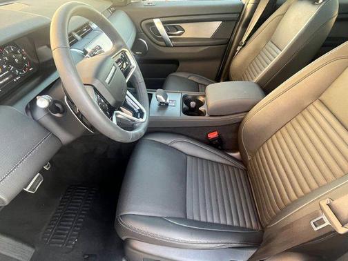 2025 Land Rover Discovery Sport Dynamic SE