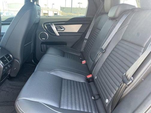 2025 Land Rover Discovery Sport Dynamic SE