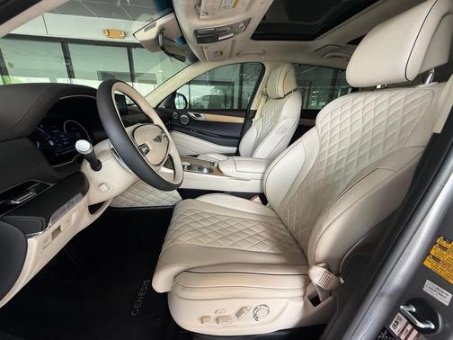 Savile Silver 2024 Genesis GV80 3.5T