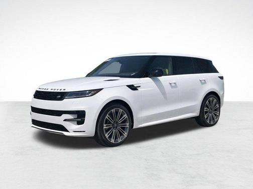 Fuji White 2025 Land Rover Range Rover Sport SE