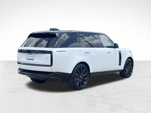 2023 Land Rover Range Rover SV