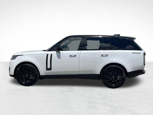 2025 Land Rover Range Rover P400 SE