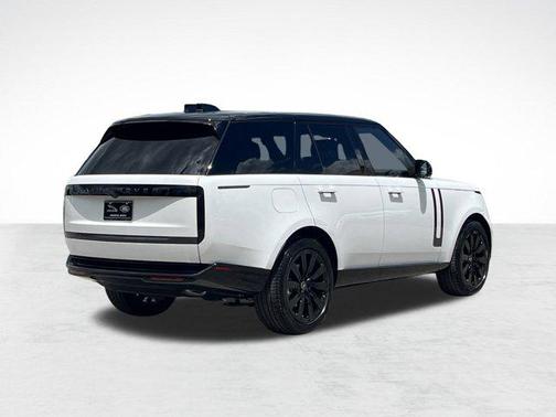 2025 Land Rover Range Rover P400 SE
