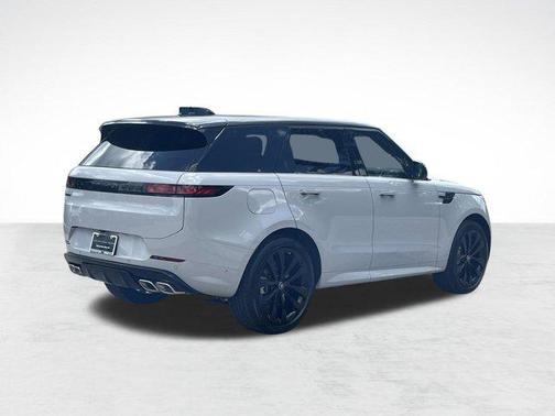 2025 Land Rover Range Rover Sport SE