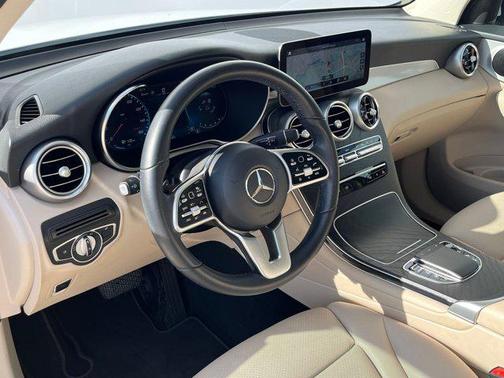 2022 Mercedes-Benz GLC 300 Base