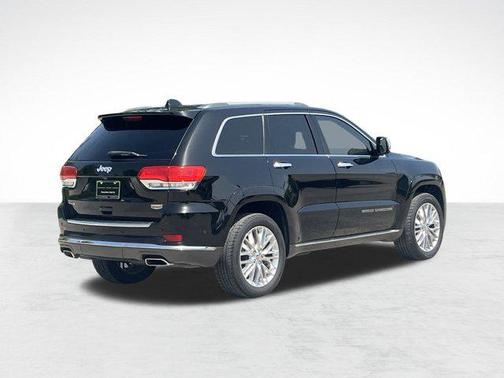 2017 Jeep Grand Cherokee Summit