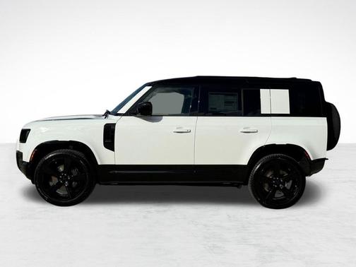 Fuji White 2026 Land Rover Defender P400 X-Dynamic SE