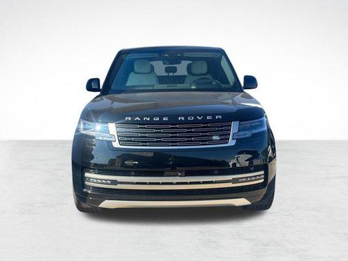 2025 Land Rover Range Rover P400 SE