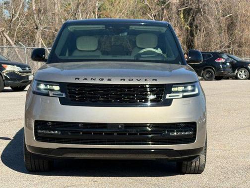 2025 Land Rover Range Rover P550e Autobiography