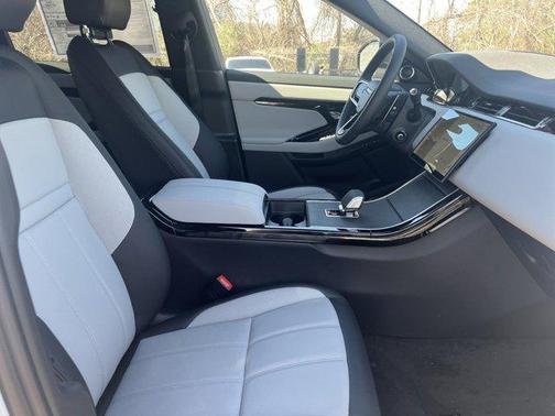 2026 Land Rover Range Rover Evoque Dynamic SE
