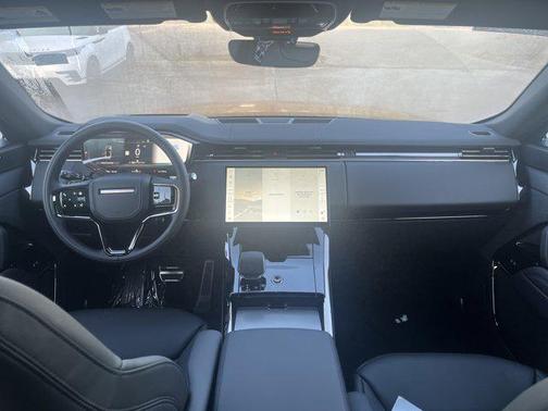 2025 Land Rover Range Rover Sport SE