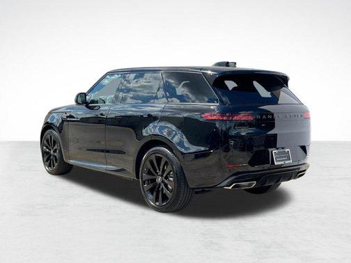 2025 Land Rover Range Rover Sport SE