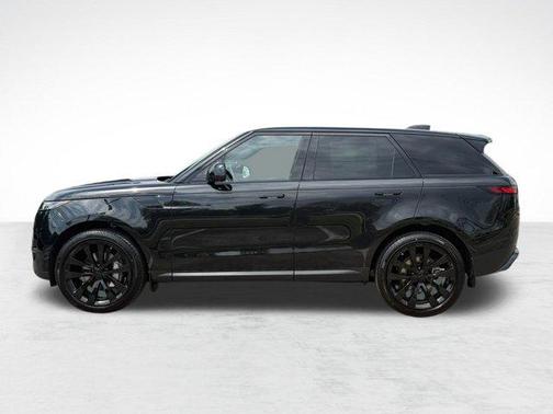 Santorini Black Metallic 2026 Land Rover Range Rover Sport SE