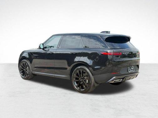 Santorini Black Metallic 2026 Land Rover Range Rover Sport SE