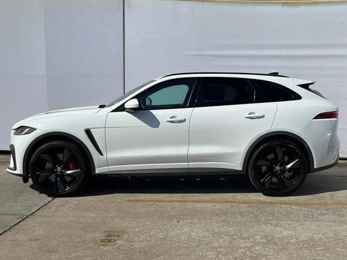 2023 Jaguar F-PACE SVR P550 AWD Automatic