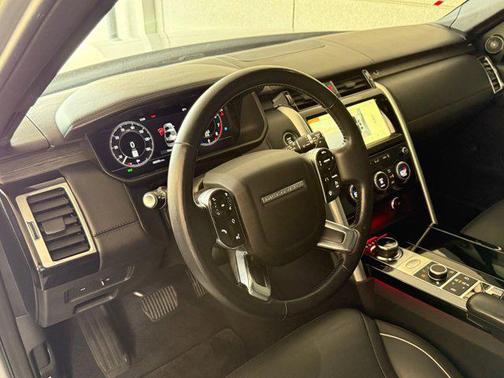 Silver 2019 Land Rover Discovery HSE LUXURY