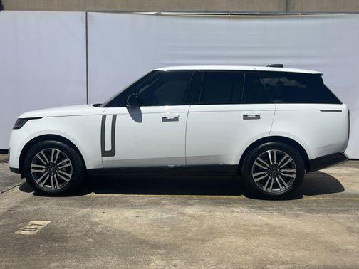 2023 Land Rover Range Rover P400 SE