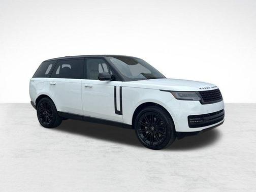 2025 Land Rover Range Rover P400 SE 7 Seat