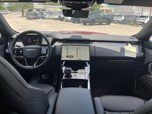 2025 Land Rover Range Rover Sport SE