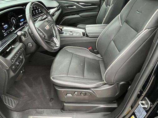 2022 Cadillac Escalade ESV Sport