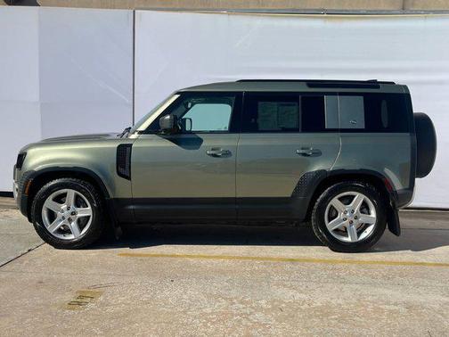 2021 Land Rover Defender 110 SE