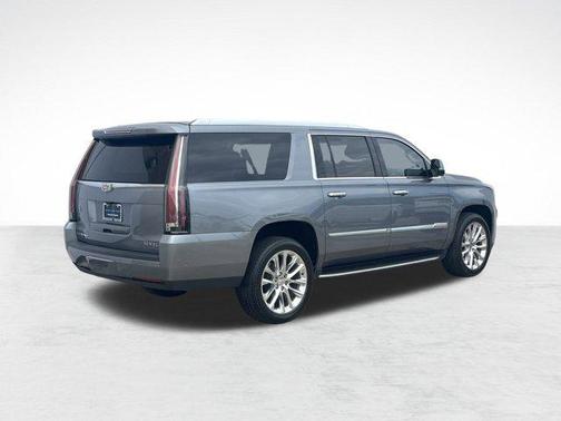 2018 Cadillac Escalade ESV Luxury
