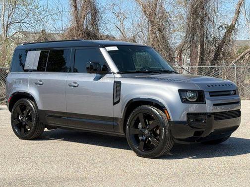 2024 Land Rover Defender 110 P400 X-Dynamic SE