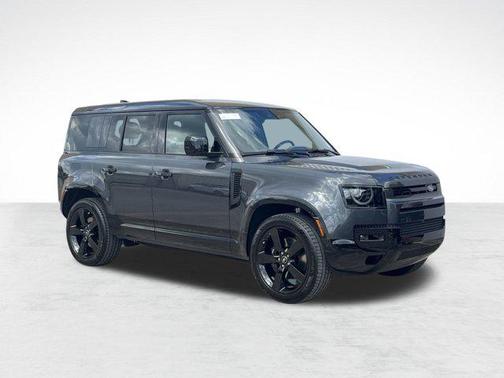 2025 Land Rover Defender 110 V8