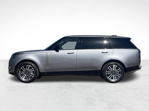 2025 Land Rover Range Rover P530 SE 7 Seat