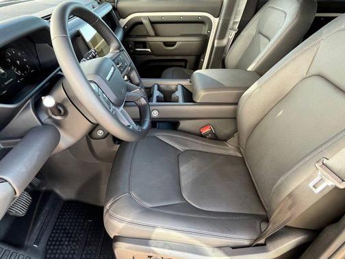 2026 Land Rover Defender P300 S