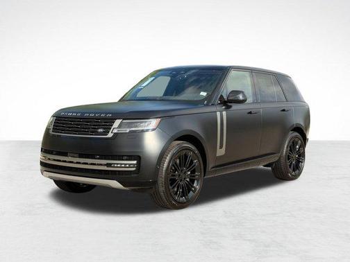 Obsidian Black SV Bespoke Ultra Metallic Satin 2026 Land Rover Range Rover P400 SE