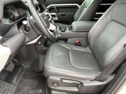 2023 Land Rover Defender 110 S