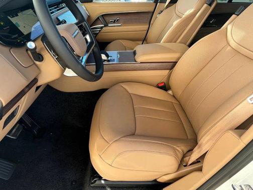 2026 Land Rover Range Rover P400 SE