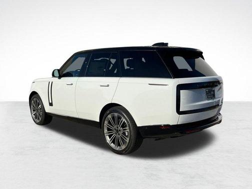 2026 Land Rover Range Rover P400 SE