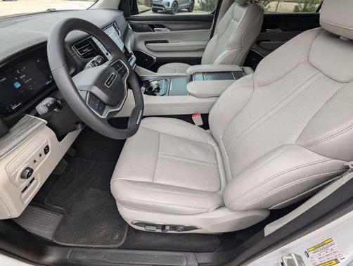 2023 Jeep Wagoneer Series II 4x2